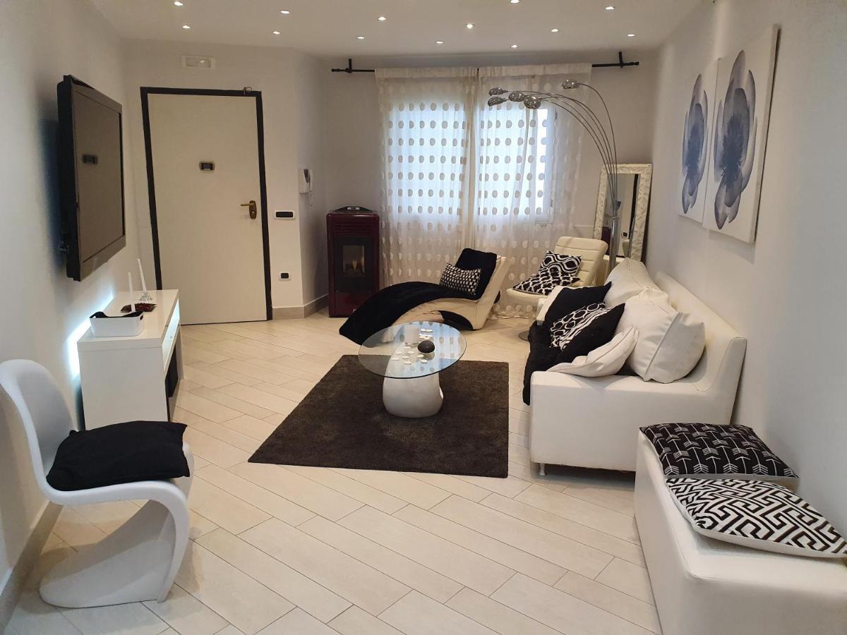 Apartament Casa Vacanza Pozzuoli Zewnętrze zdjęcie